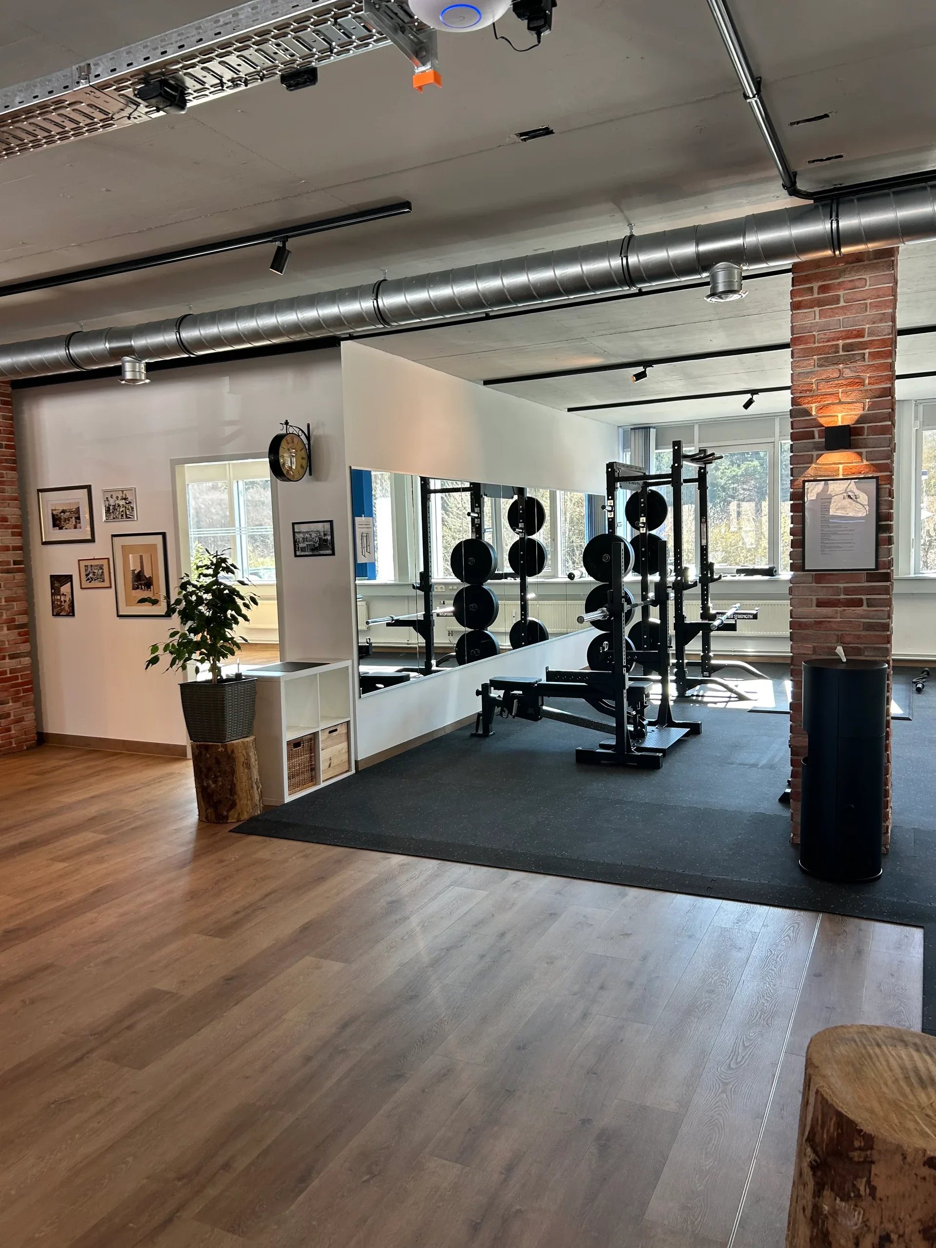BrickFit Adelsried &ndash; Trainingsger&auml;te